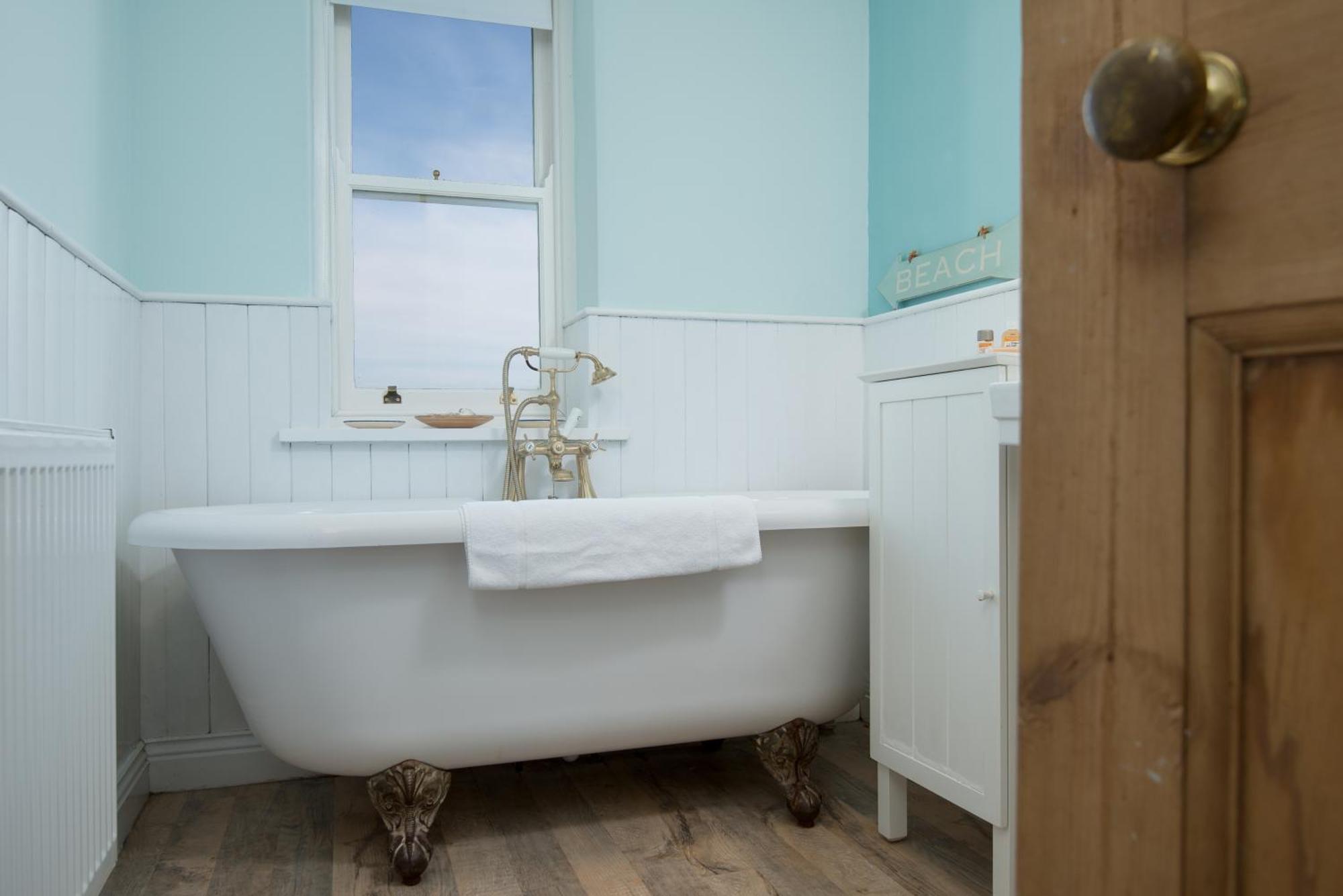 Leaholme Cottage - Fabulous Coastal Cottage For 8 Newton-by-the-Sea Exterior photo